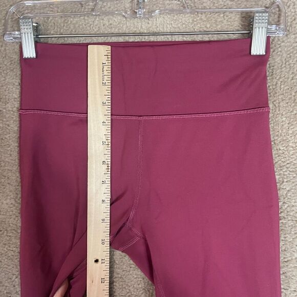 Peloton Active Leggings Womens Size Small Burgundy High Rise Logo Athletic Yoga - Picture 5 of 10